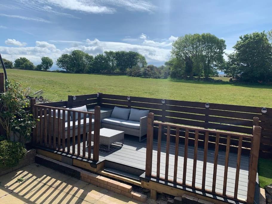 Mikes At Menai - Stylish & Spacious 3 Bed House In Menai Bridge. Exterior foto